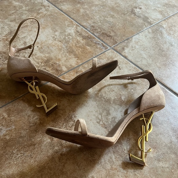 Saint Laurent YSL OPYUM HEELS IN SUEDE WITH PALE GOLD-TONE HEEL - Picture 5 of 7
